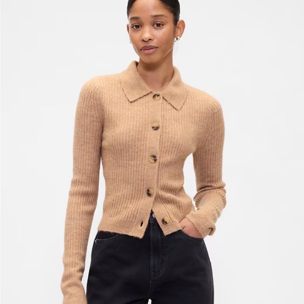 GAP Factory Tan Ribbed Cardigan